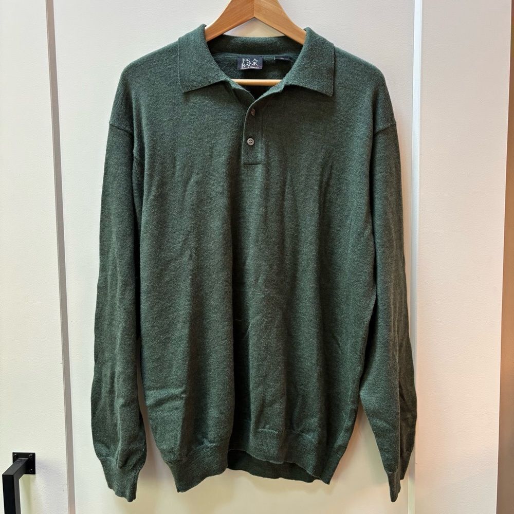 Jos. A. Bank Signature Collection Merino Wool Sweater – Forest Green (XL)